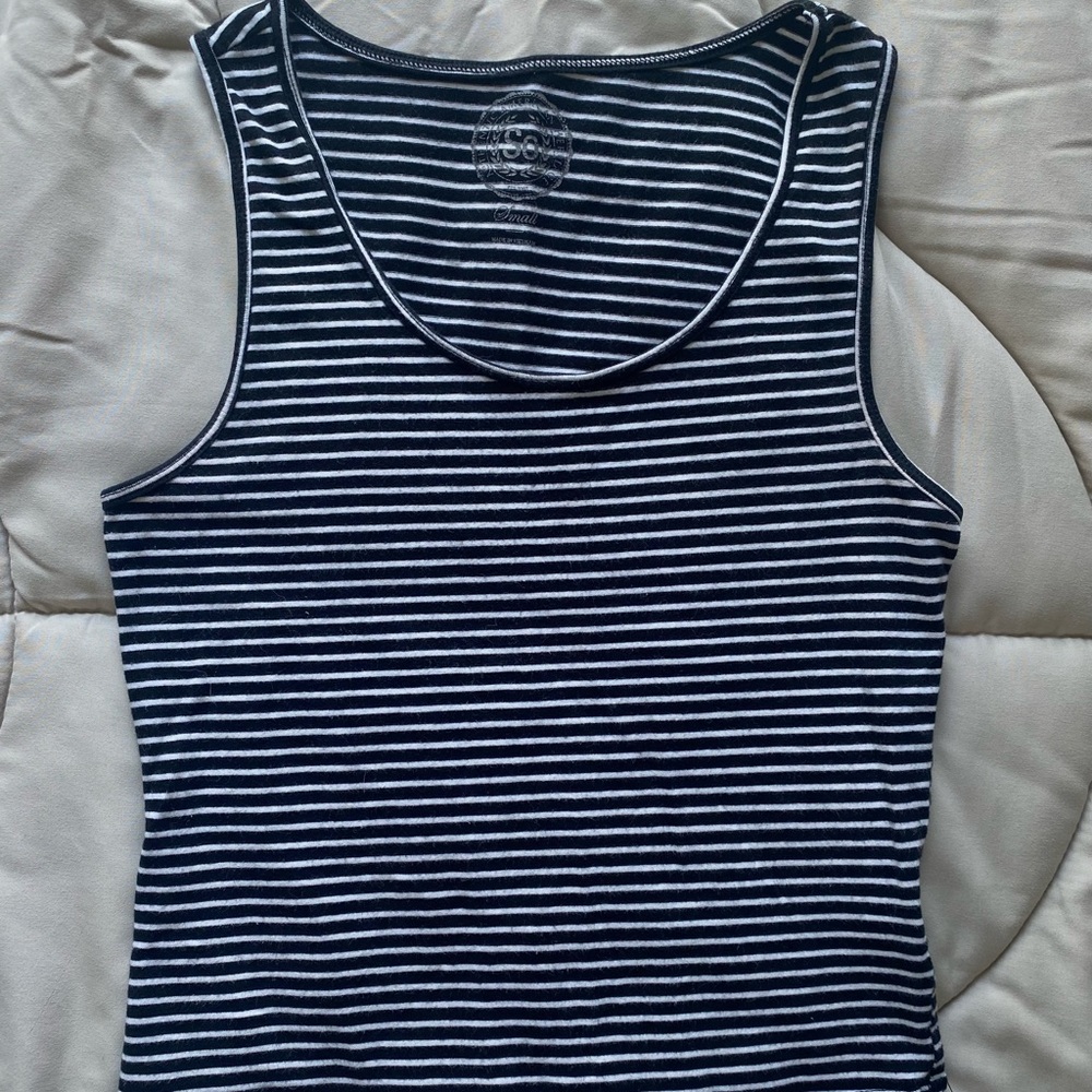 B&W striped crop top